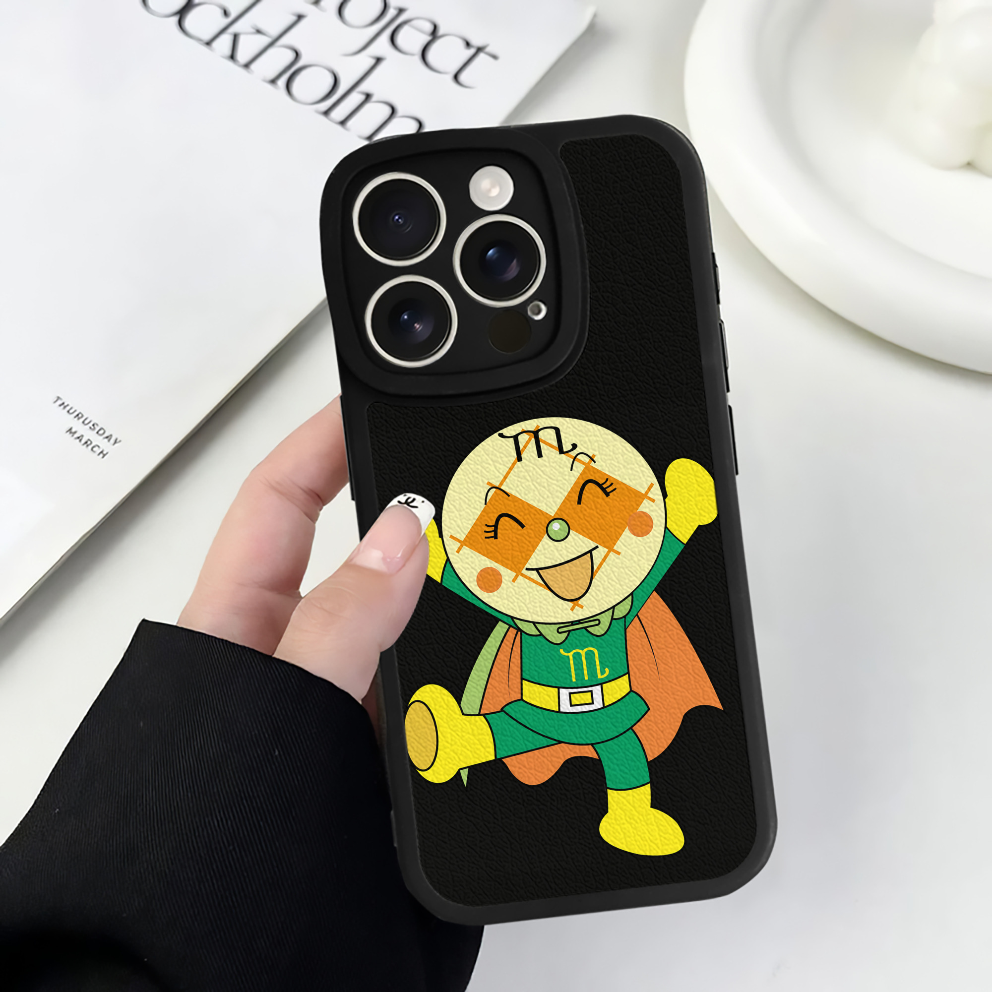 （画像用） アンパンマン Anpanman 【iPhone 16シリーズ対応】シリコンスマホケース（レザー調） 材質：シリコン